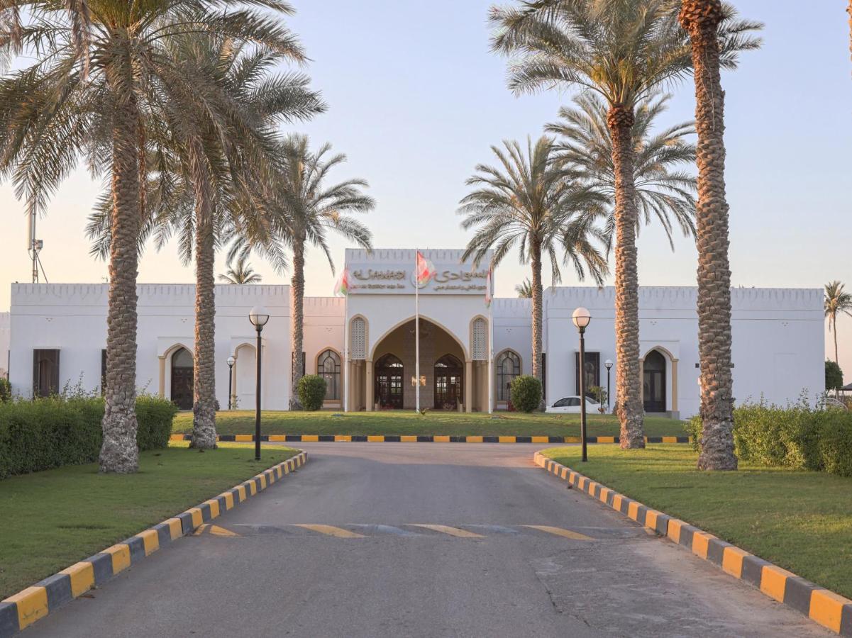 Capital O133 Al Sawadi Beach Resort & Spa Barka Exteriér fotografie