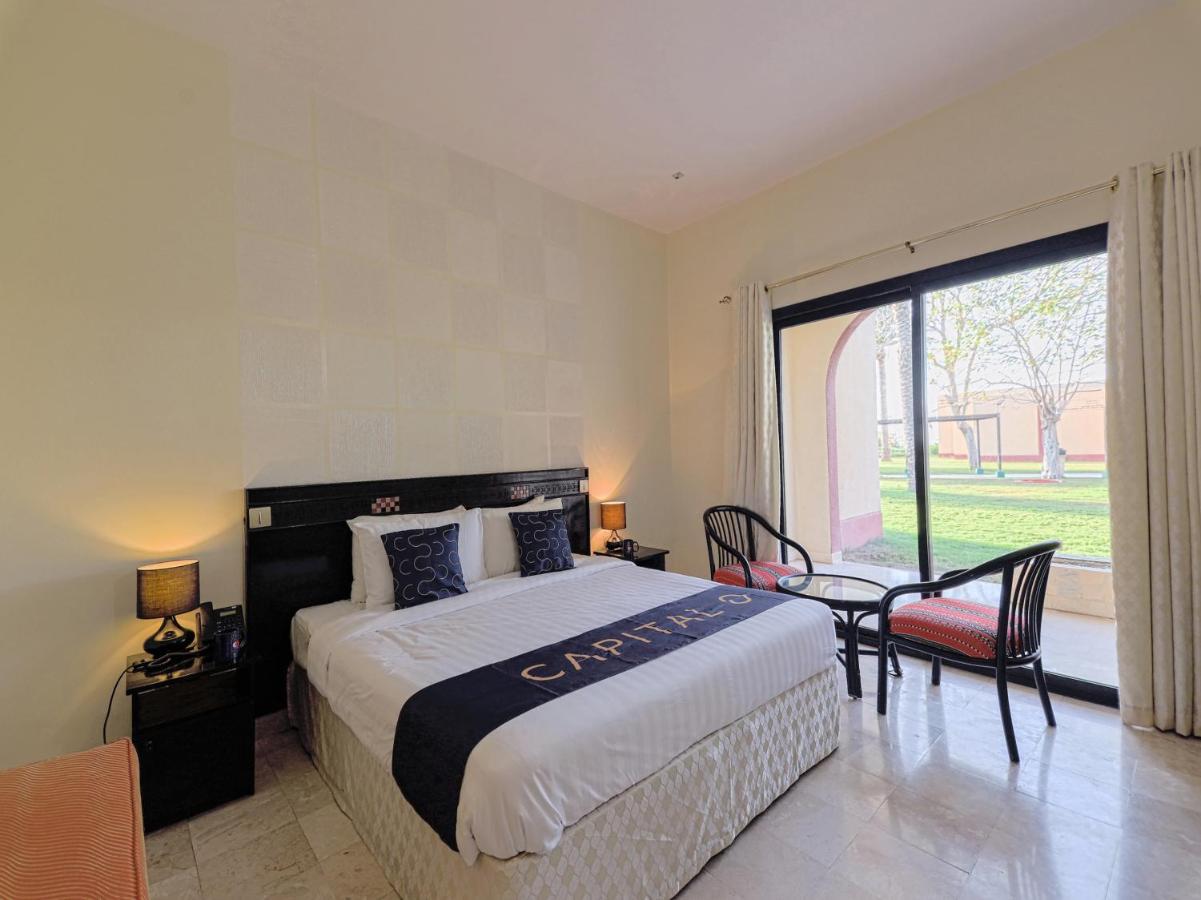 Capital O133 Al Sawadi Beach Resort & Spa Barka Exteriér fotografie