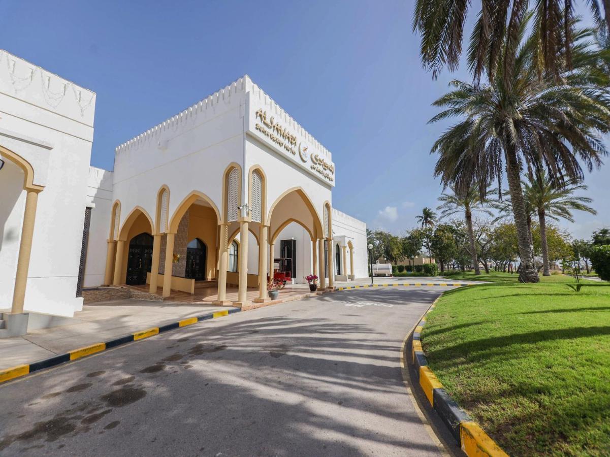 Capital O133 Al Sawadi Beach Resort & Spa Barka Exteriér fotografie