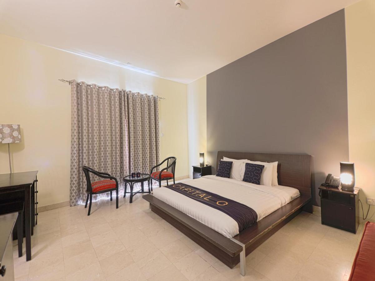 Capital O133 Al Sawadi Beach Resort & Spa Barka Exteriér fotografie